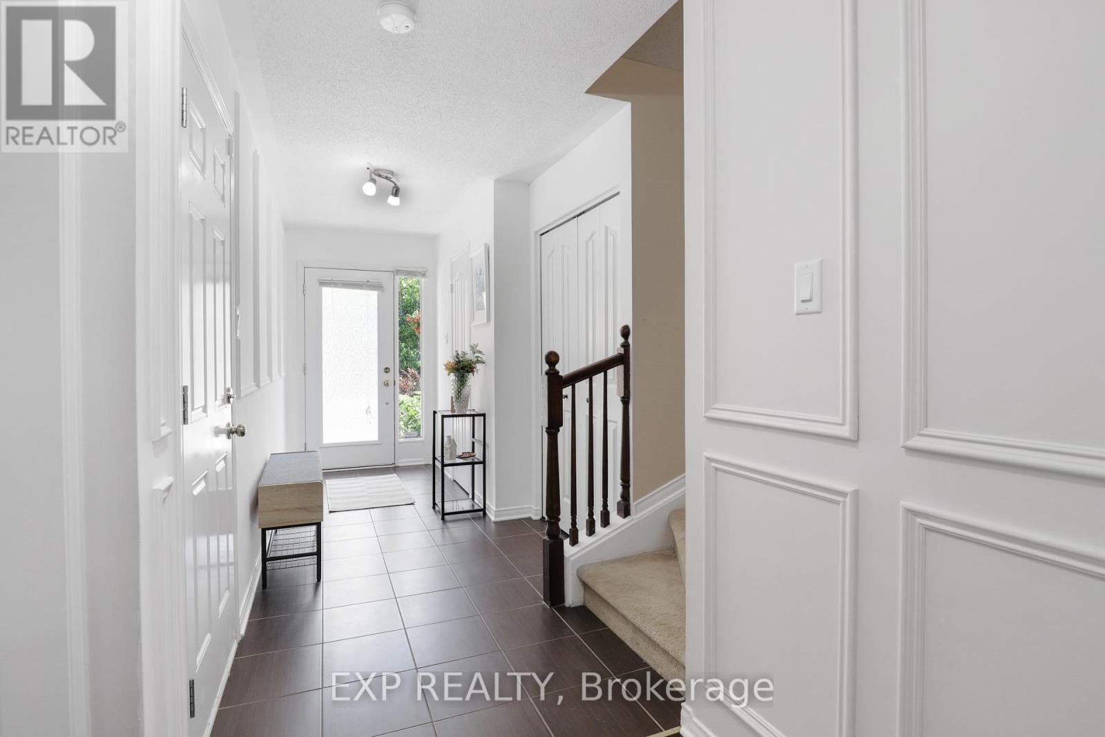 












116 QUITO PRIVATE

,
Ottawa,




Ontario
K2E0A9

