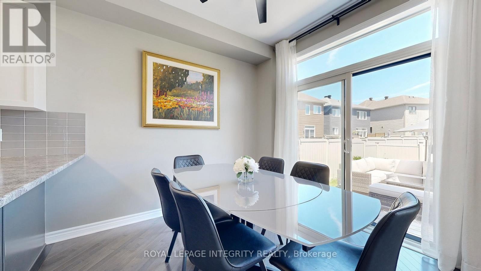 












108 PIN CHERRY GROVE

,
Ottawa,




Ontario
K1W0J5

