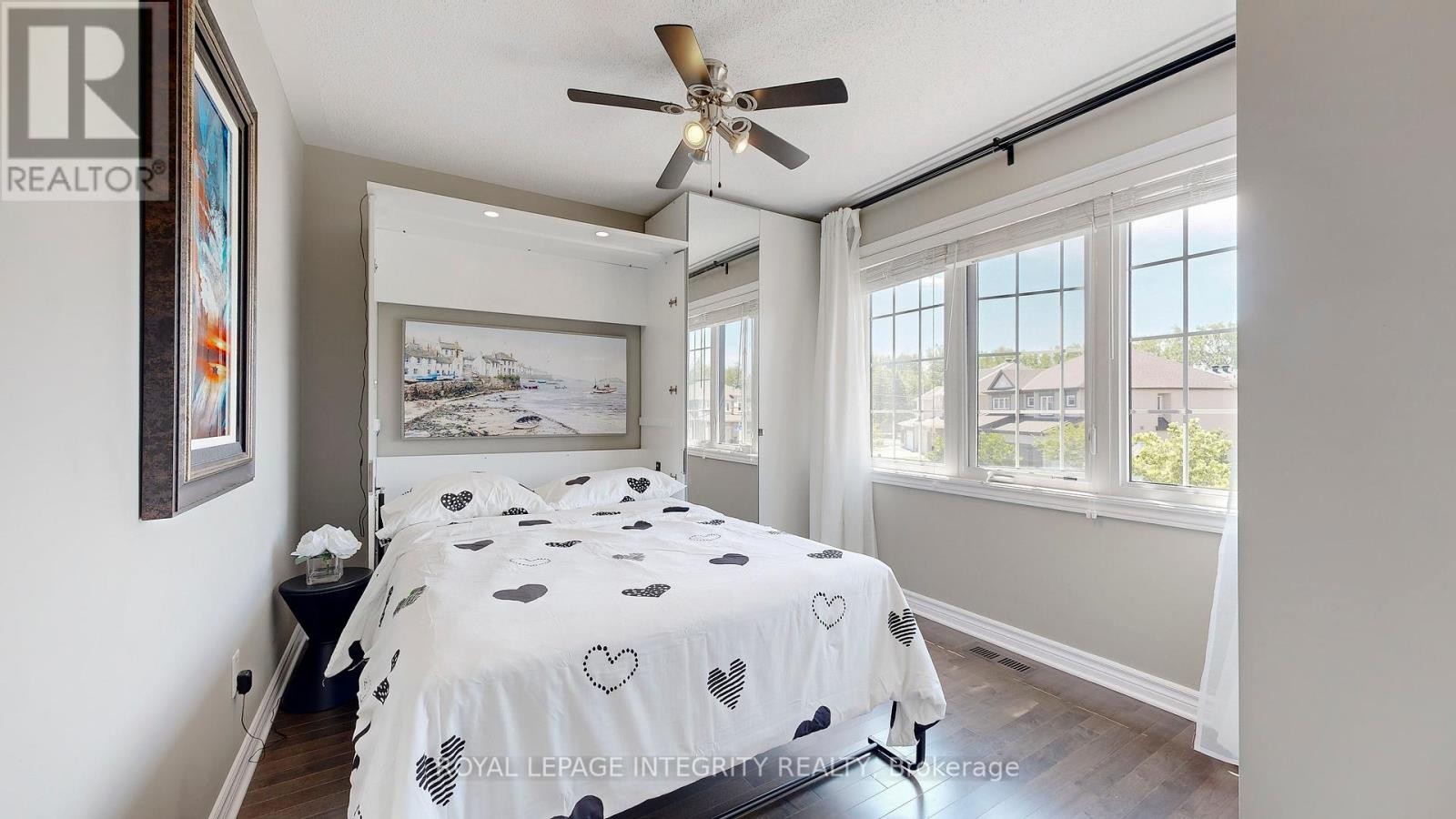 












108 PIN CHERRY GROVE

,
Ottawa,




Ontario
K1W0J5

