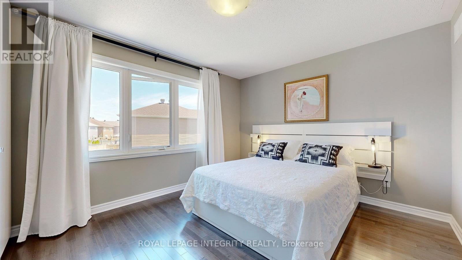 












108 PIN CHERRY GROVE

,
Ottawa,




Ontario
K1W0J5

