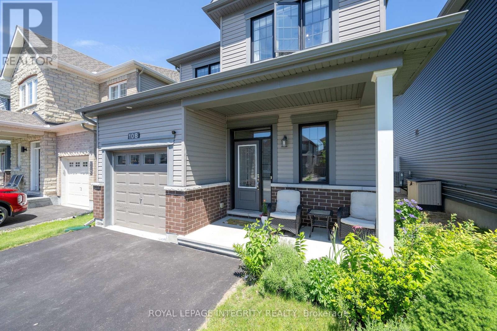 












108 PIN CHERRY GROVE

,
Ottawa,




Ontario
K1W0J5

