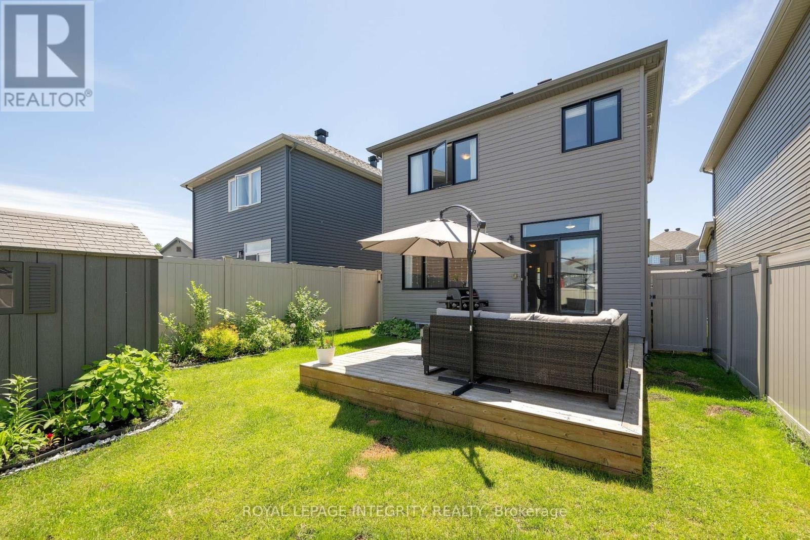 












108 PIN CHERRY GROVE

,
Ottawa,




Ontario
K1W0J5


