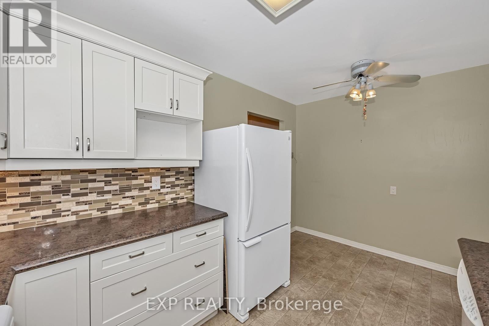 












1 PICKWICK DRIVE

,
Ottawa,




Ontario
K2J3G2

