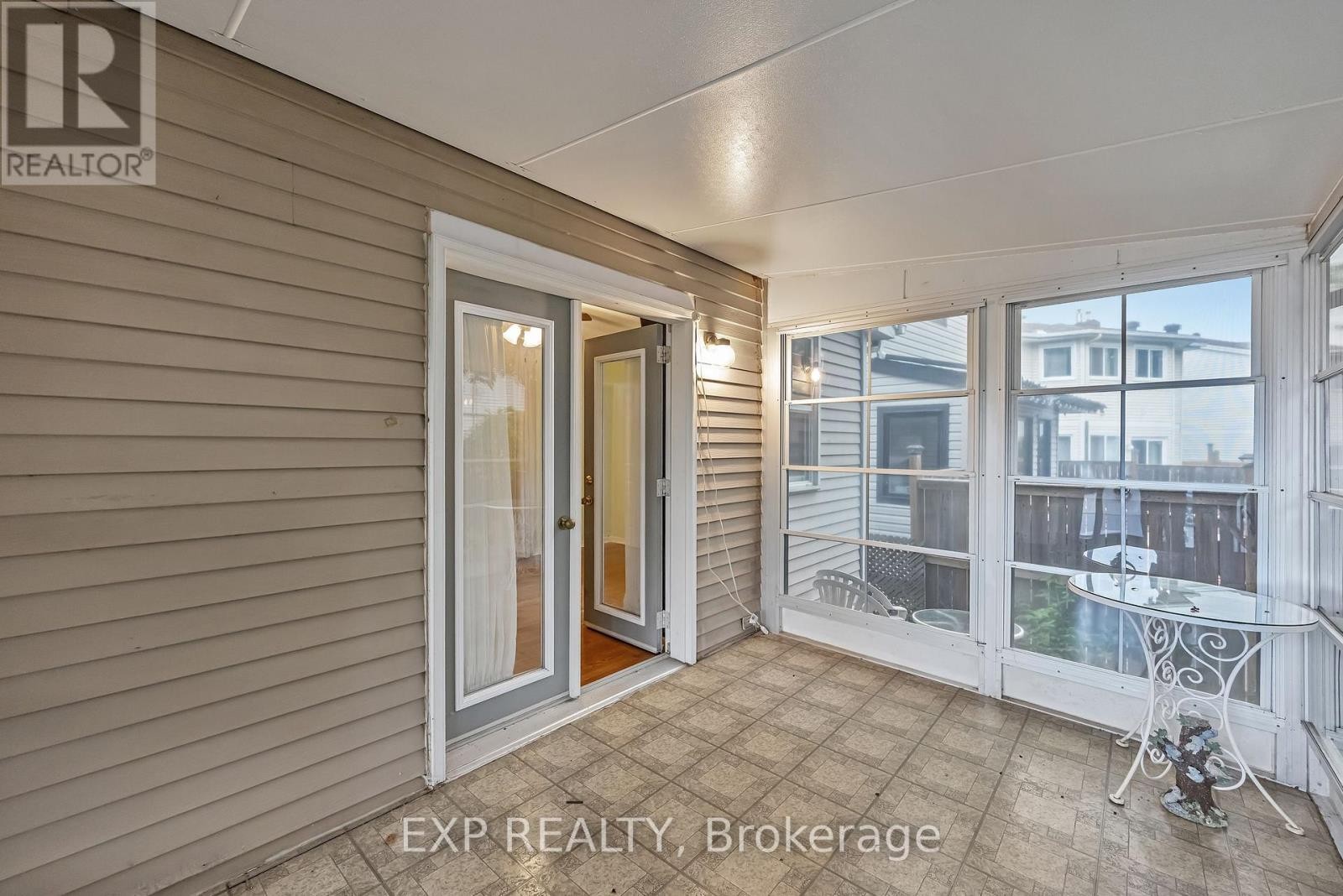 












1 PICKWICK DRIVE

,
Ottawa,




Ontario
K2J3G2

