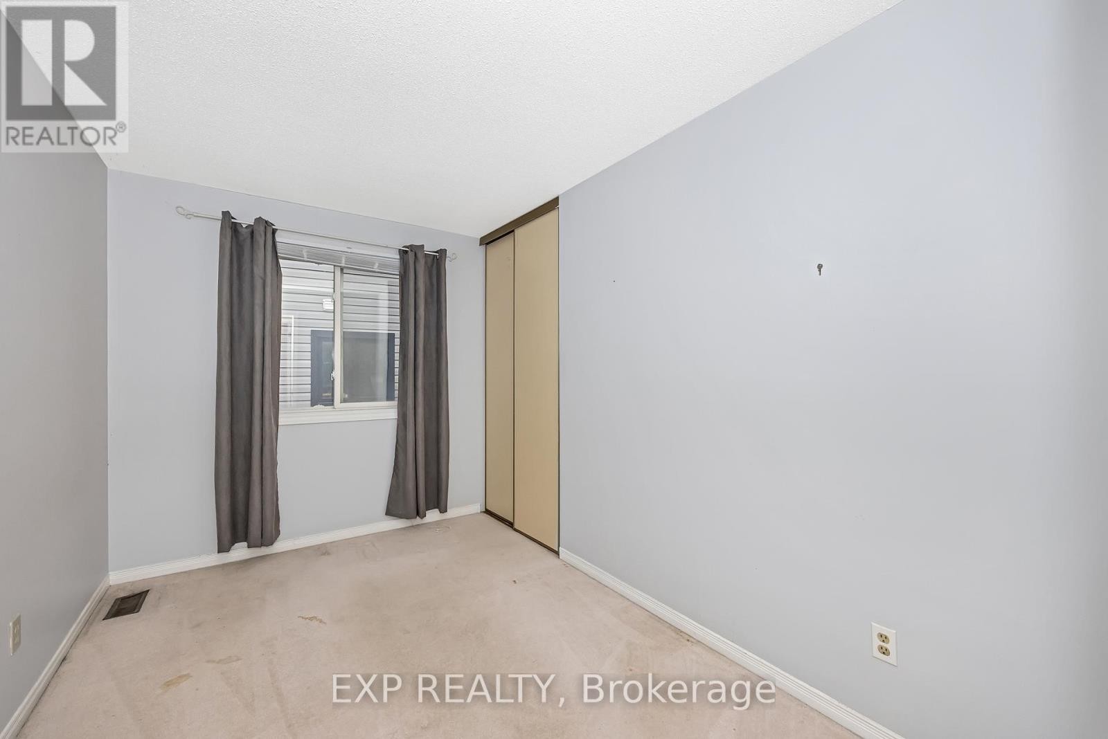 












1 PICKWICK DRIVE

,
Ottawa,




Ontario
K2J3G2

