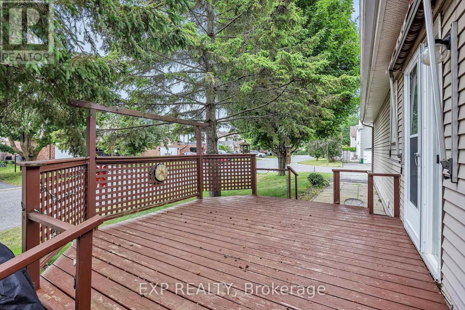 












1 PICKWICK DRIVE

,
Ottawa,




Ontario
K2J3G2

