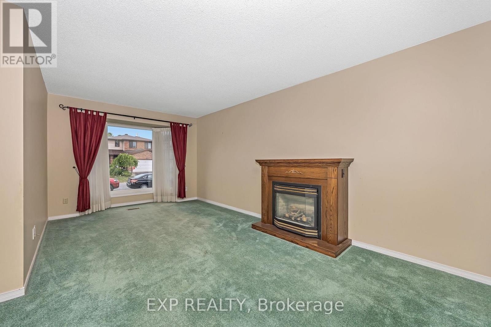 












1 PICKWICK DRIVE

,
Ottawa,




Ontario
K2J3G2

