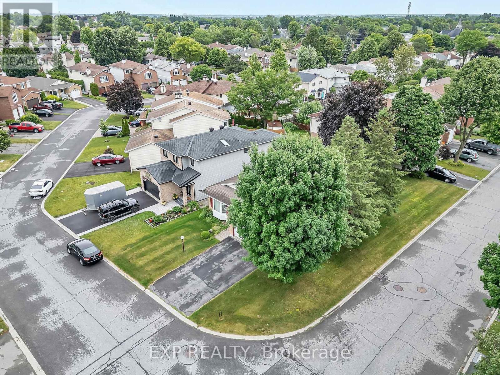 












1 PICKWICK DRIVE

,
Ottawa,




Ontario
K2J3G2

