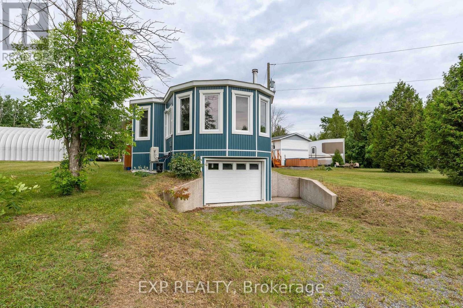 












16791 MYERS ROAD

,
South Stormont,




Ontario
K0C2A0

