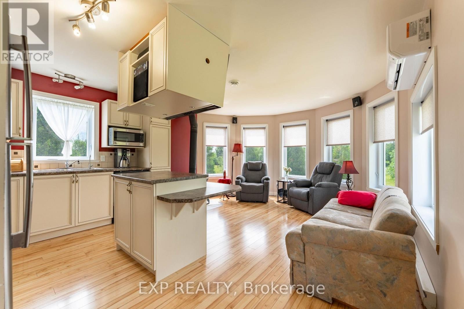 












16791 MYERS ROAD

,
South Stormont,




Ontario
K0C2A0

