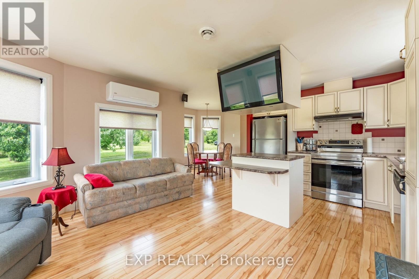 












16791 MYERS ROAD

,
South Stormont,




Ontario
K0C2A0

