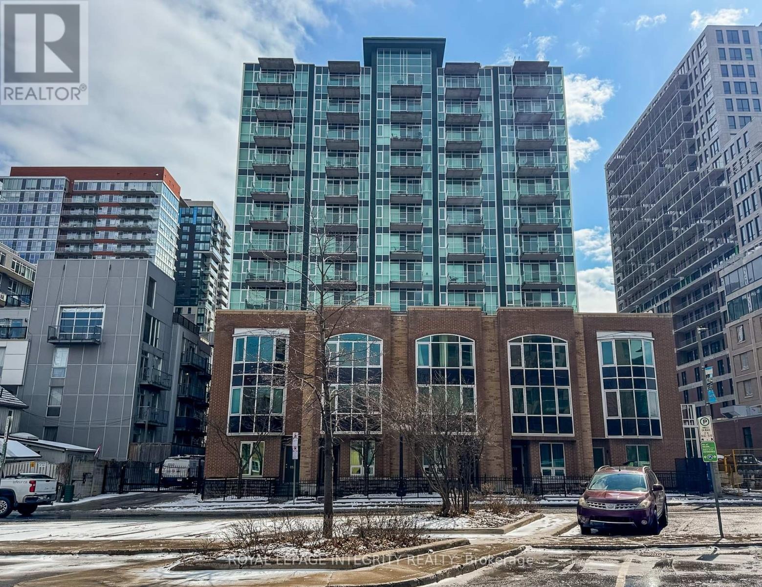 












1203 - 134 YORK STREET

,
Ottawa,




Ontario
K1N1K8

