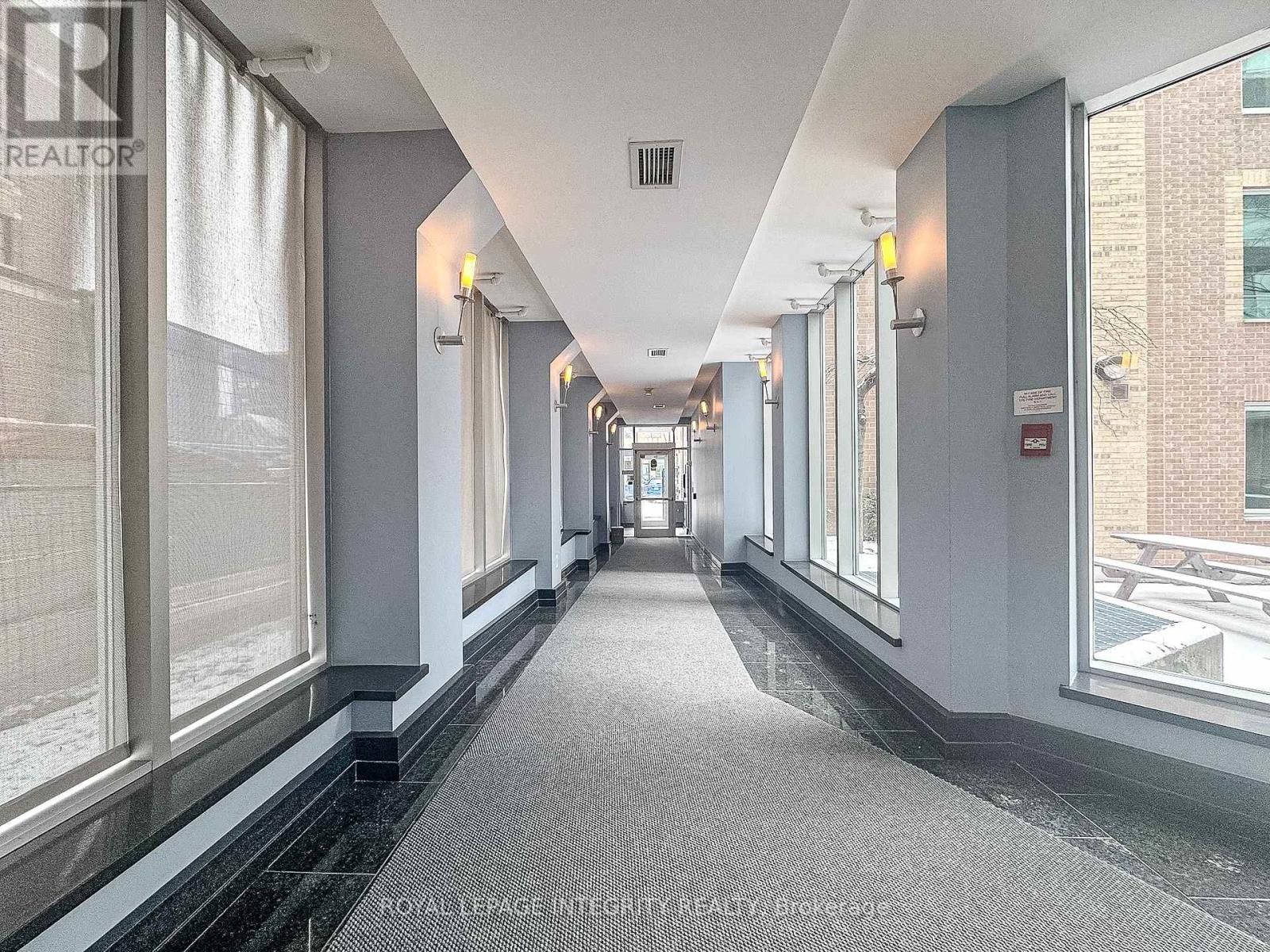 












1203 - 134 YORK STREET

,
Ottawa,




Ontario
K1N1K8

