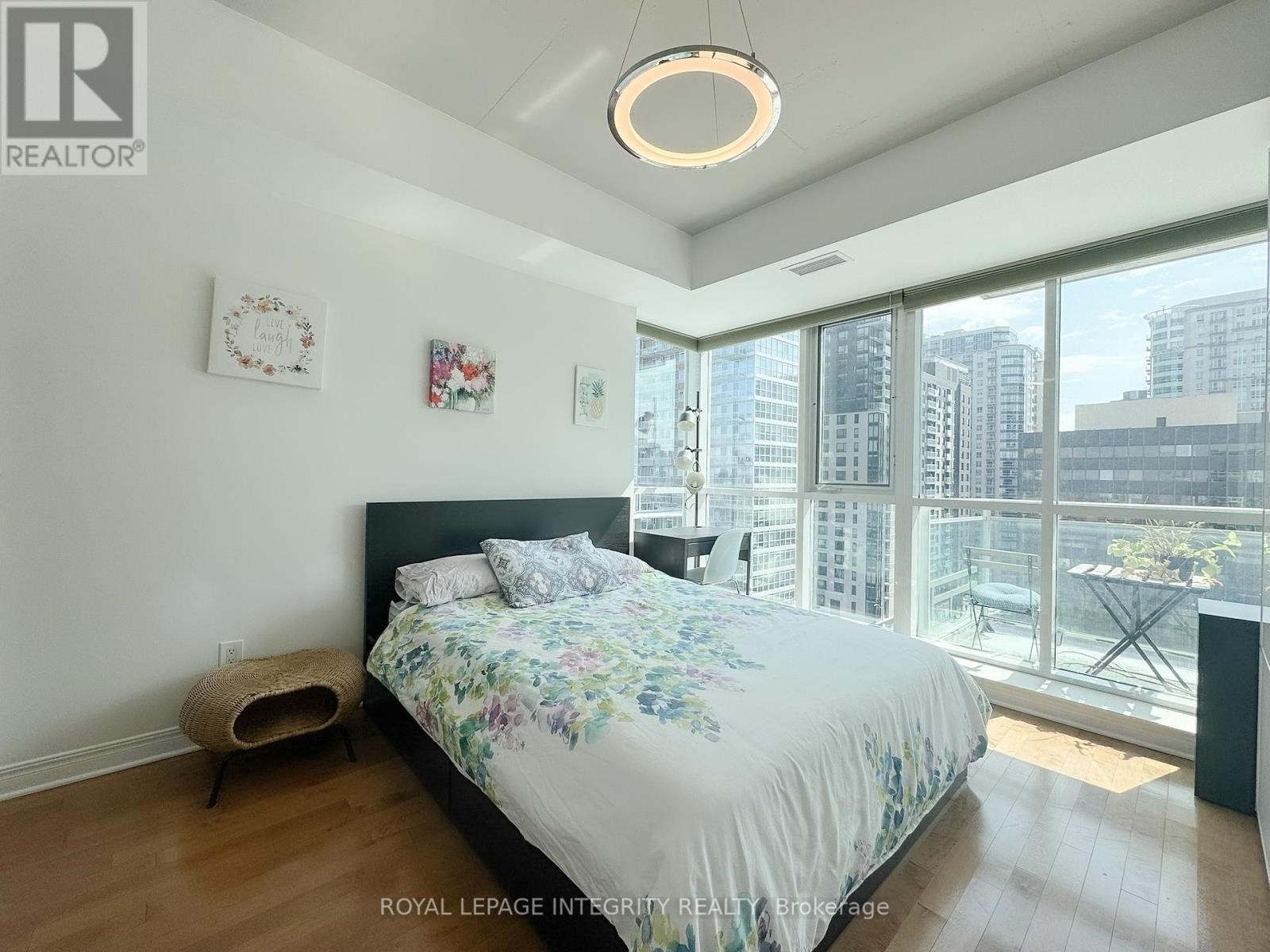 












1203 - 134 YORK STREET

,
Ottawa,




Ontario
K1N1K8

