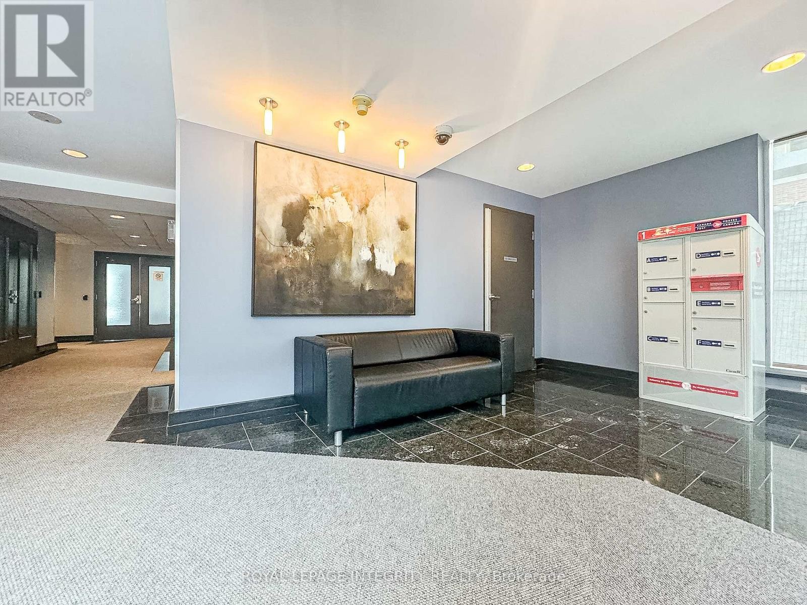 












1203 - 134 YORK STREET

,
Ottawa,




Ontario
K1N1K8

