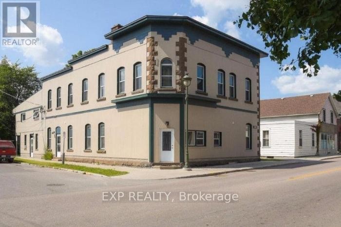












1 - 242 BRIDGE STREET

,
Carleton Place,




Ontario
K7C3H4

