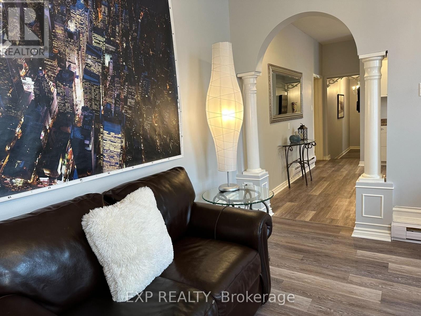 












1 - 242 BRIDGE STREET

,
Carleton Place,




Ontario
K7C3H4

