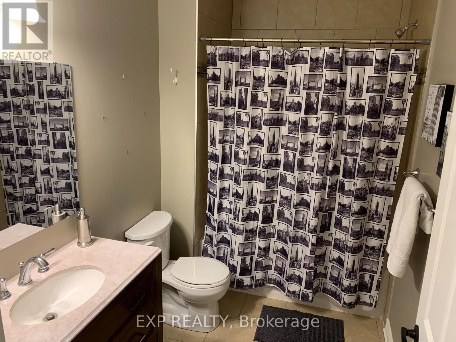 












3C - 43 BRIDGE STREET

,
Carleton Place,




Ontario
K7C2V2


