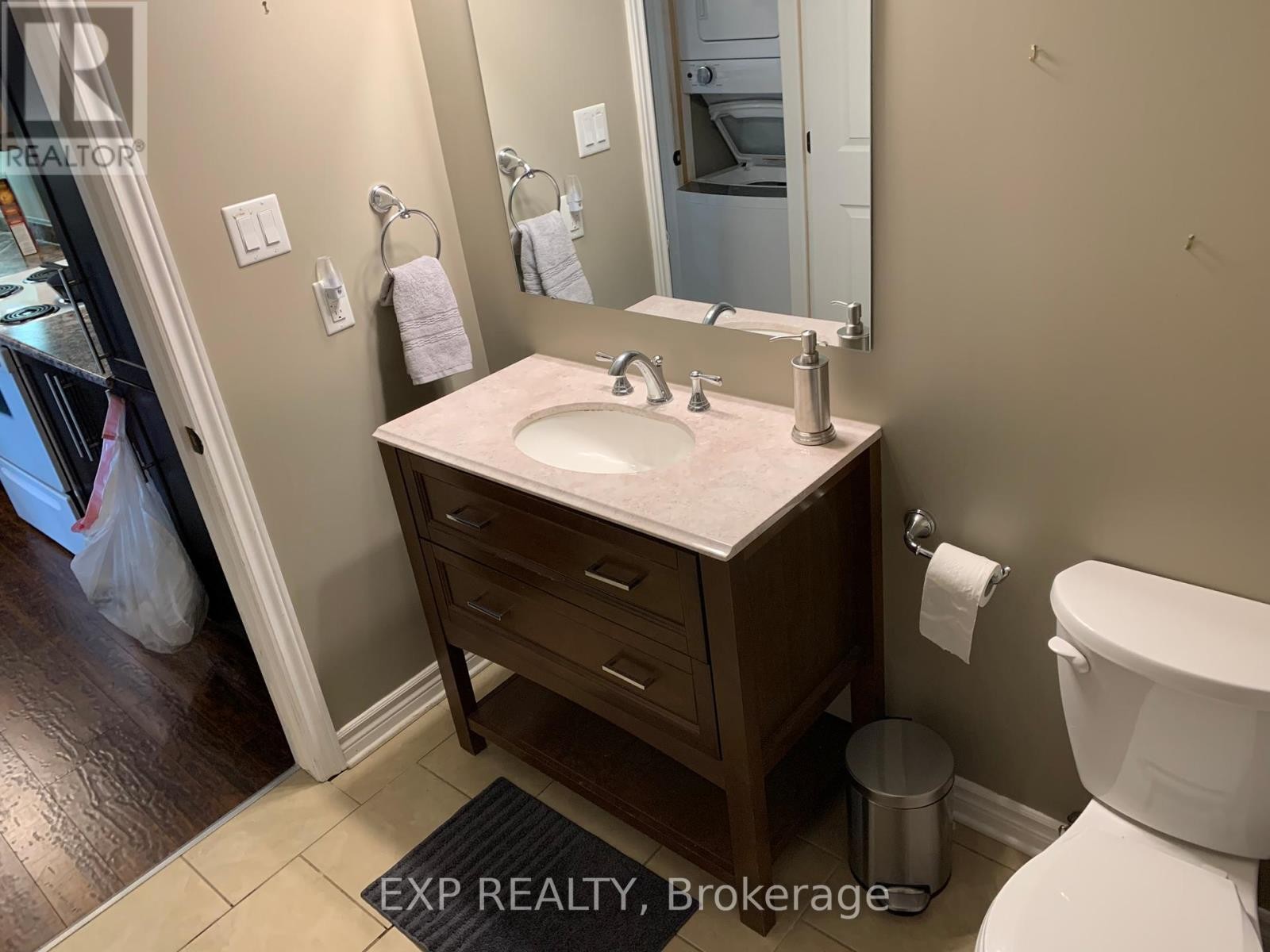 












3C - 43 BRIDGE STREET

,
Carleton Place,




Ontario
K7C2V2


