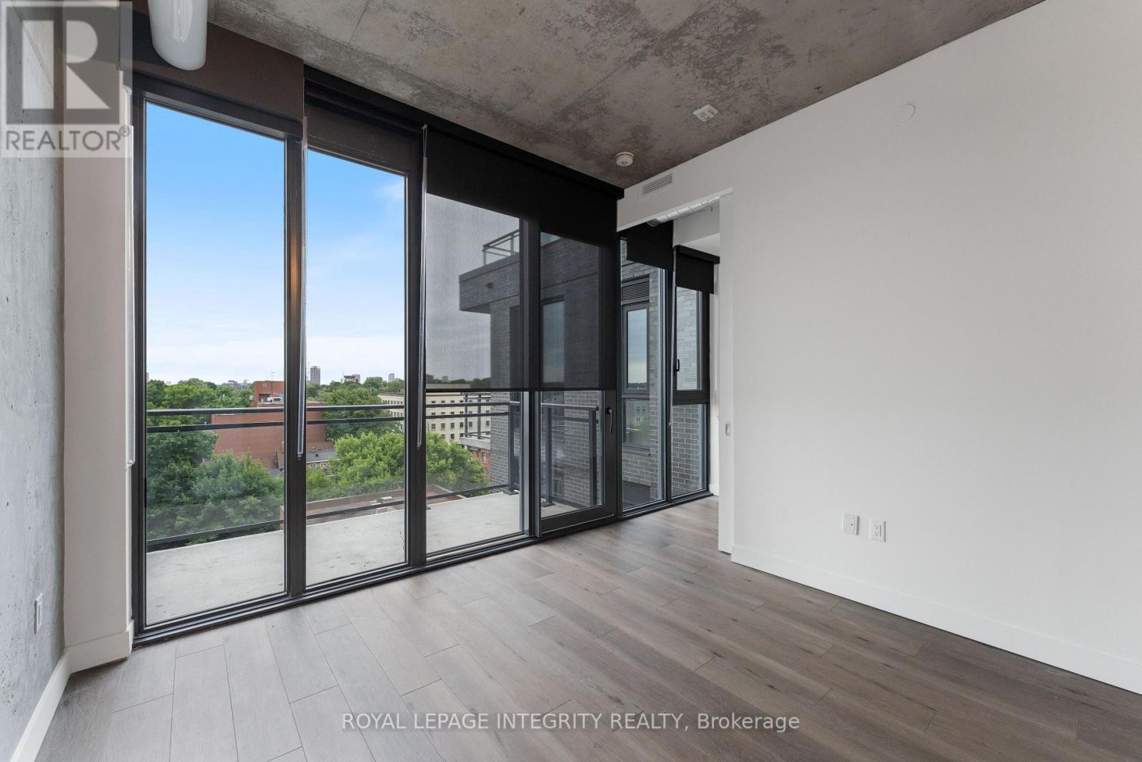 












717 - 10 JAMES STREET

,
Ottawa,




Ontario
K2P1T2

