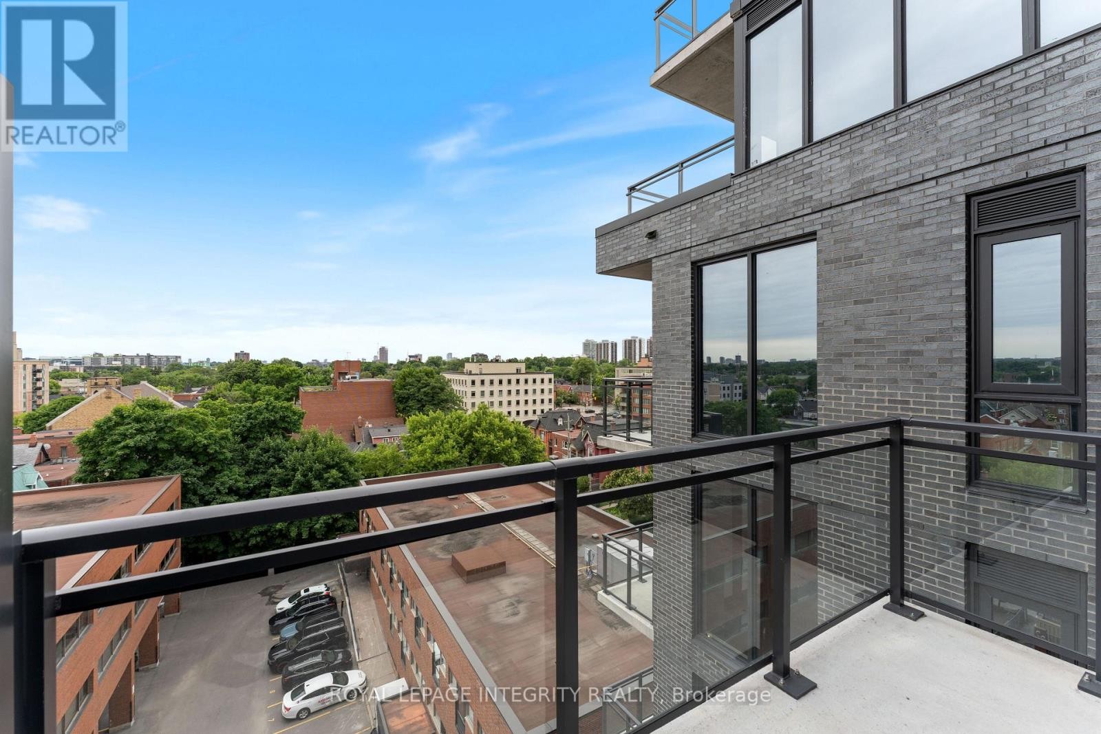 












717 - 10 JAMES STREET

,
Ottawa,




Ontario
K2P1T2

