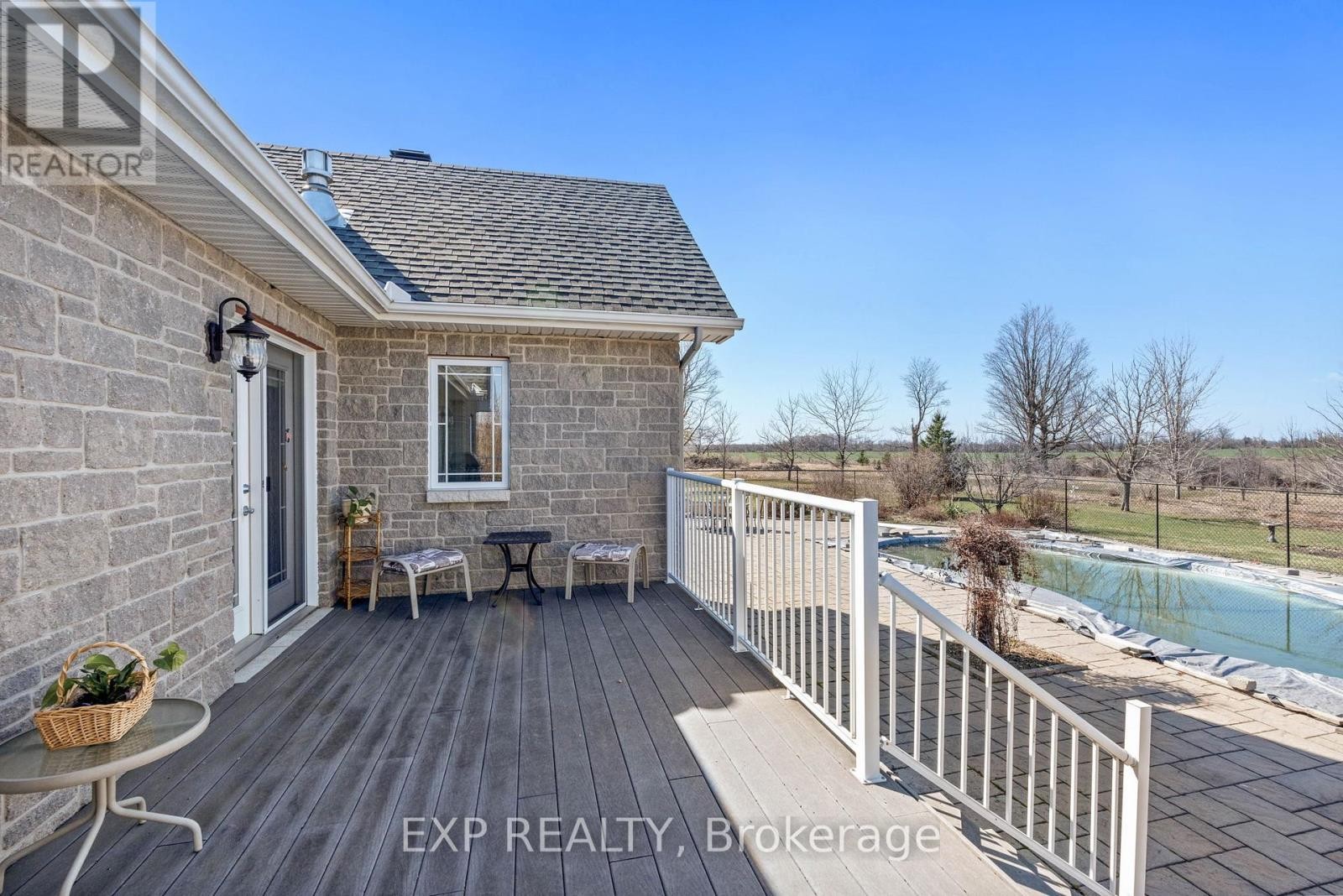 












5940 BROPHY DRIVE

,
Ottawa,




Ontario
K0A2Z0

