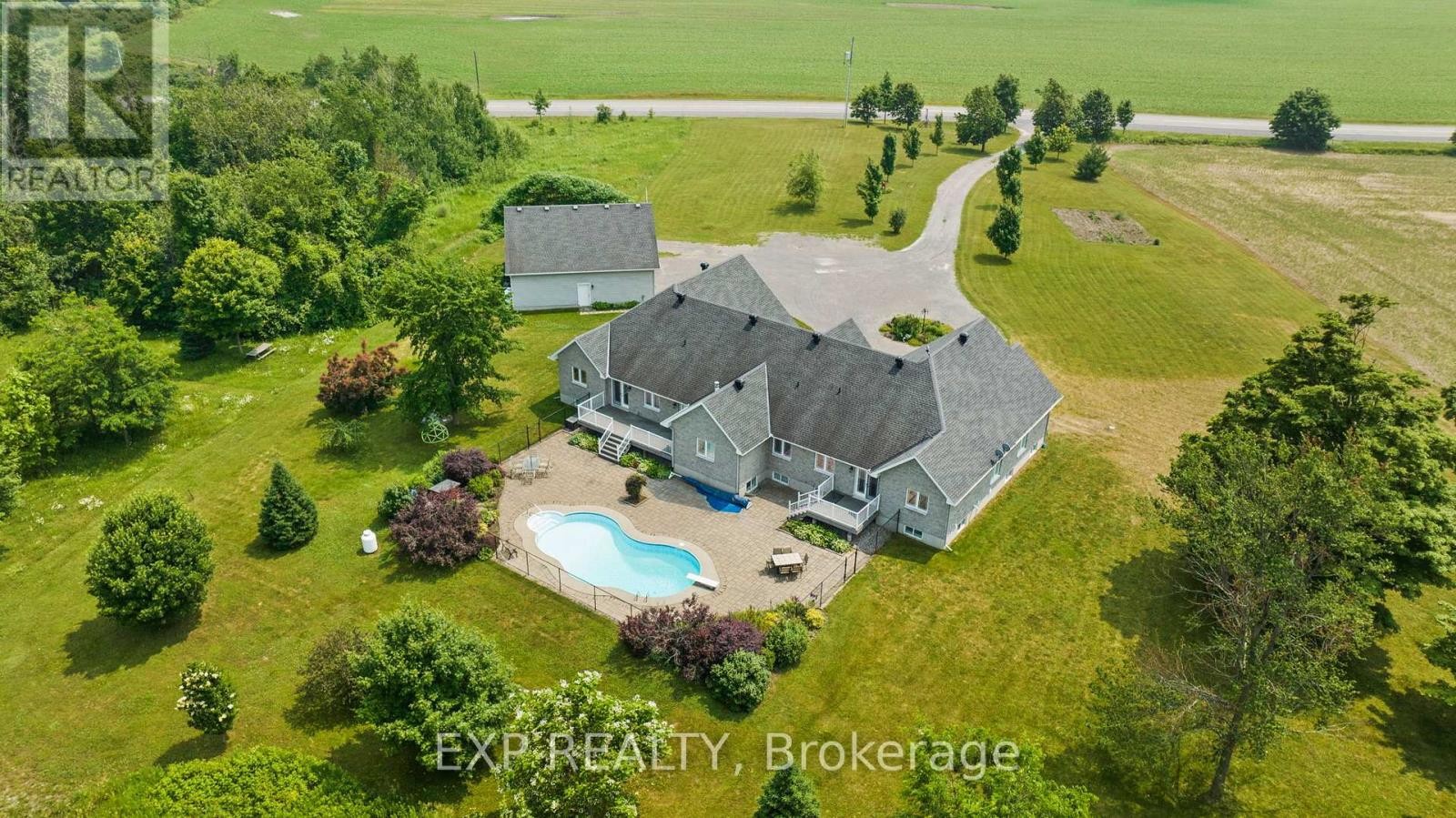 












5940 BROPHY DRIVE

,
Ottawa,




Ontario
K0A2Z0


