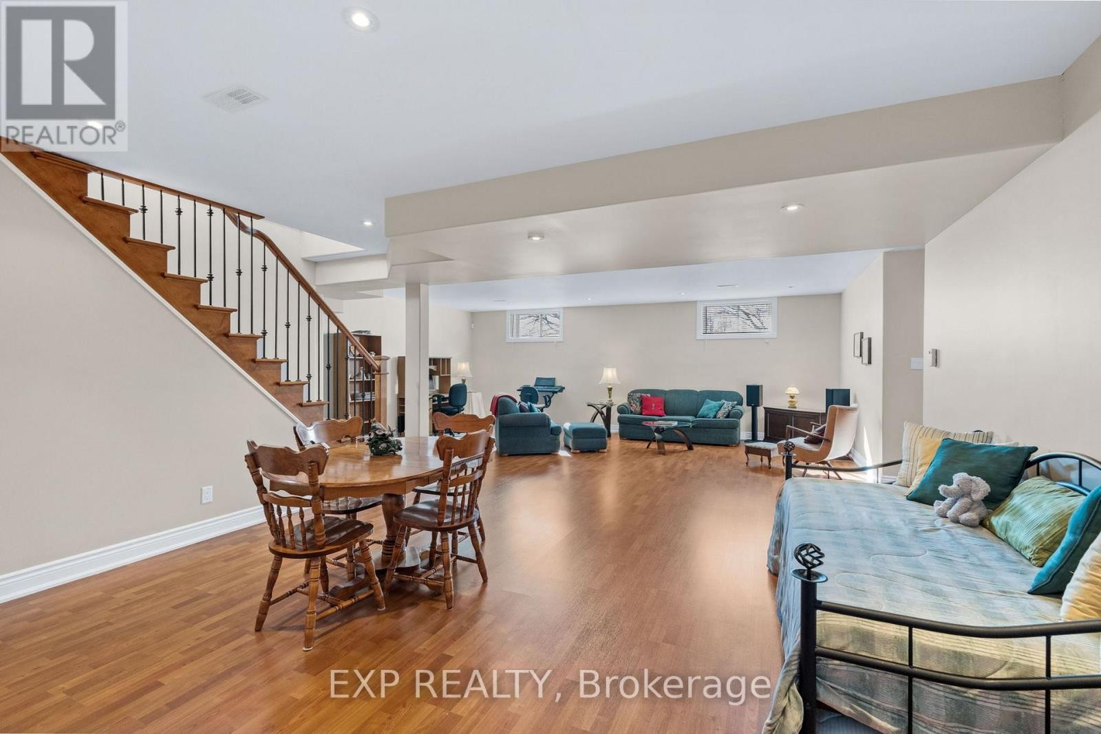 












5940 BROPHY DRIVE

,
Ottawa,




Ontario
K0A2Z0

