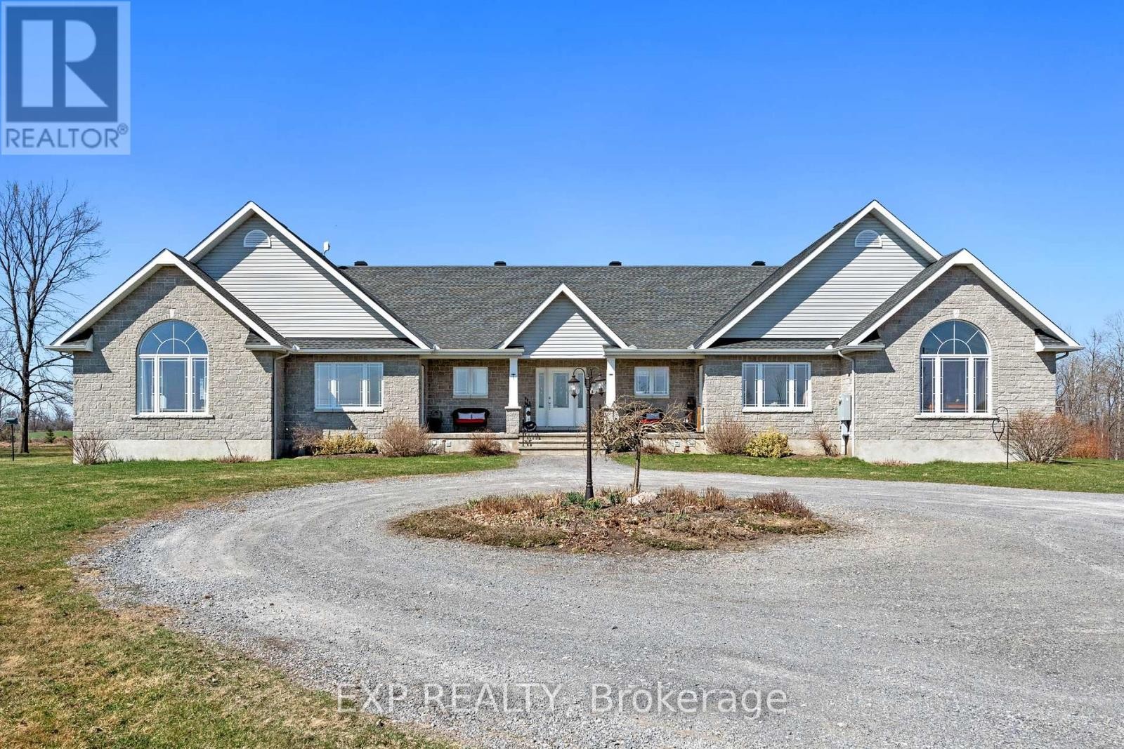 












5940 BROPHY DRIVE

,
Ottawa,




Ontario
K0A2Z0


