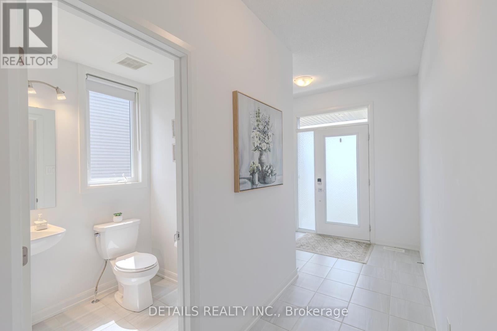 












372 STERLING AVENUE

,
Clarence-Rockland,




Ontario
K4K0L4

