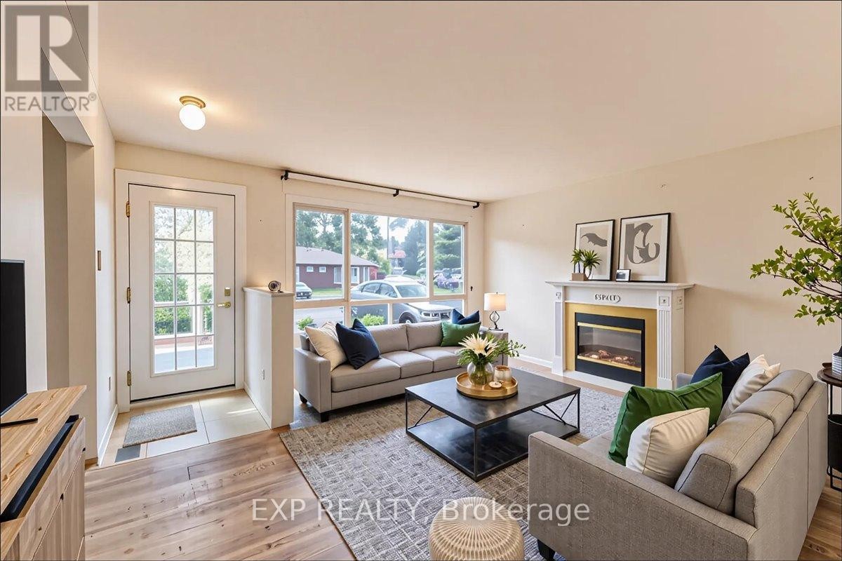 












2209 FILLMORE CRESCENT

,
Ottawa,




Ontario
K1J6A1

