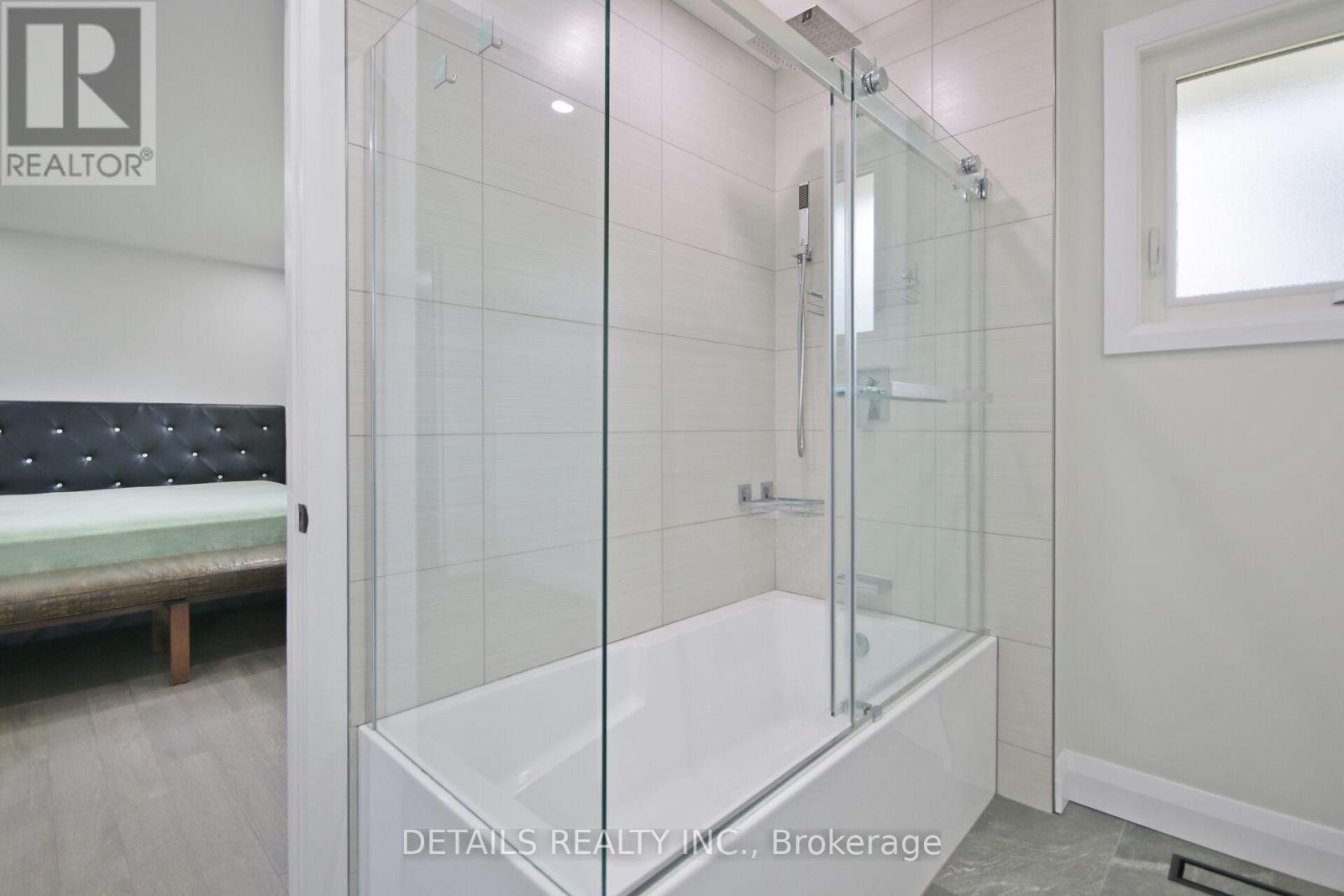 












2708 BEKKER'S COURT

,
Ottawa,




Ontario
K0A2P0

