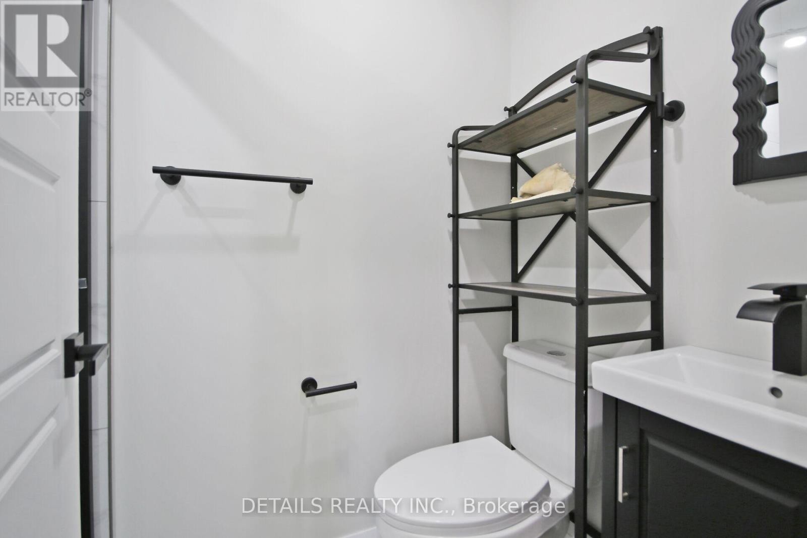 












2708 BEKKER'S COURT

,
Ottawa,




Ontario
K0A2P0

