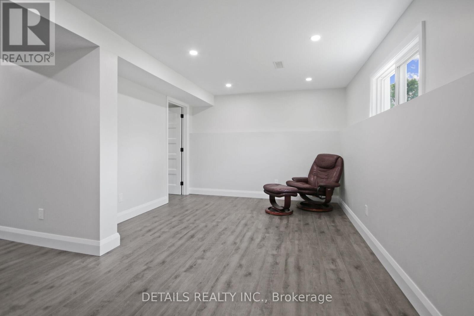 












2708 BEKKER'S COURT

,
Ottawa,




Ontario
K0A2P0

