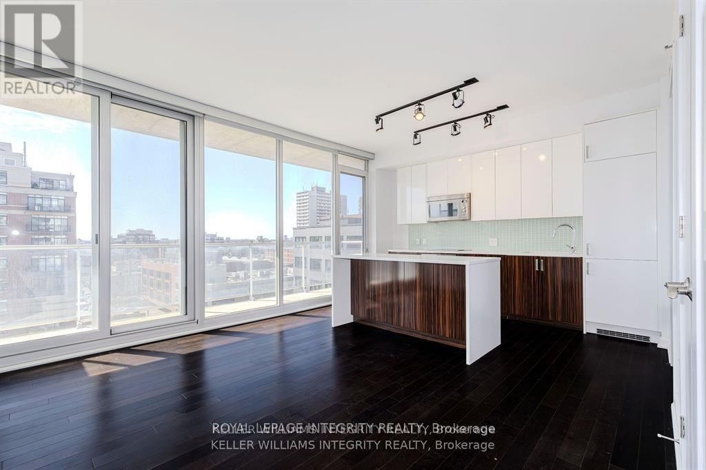 












809 - 300 LISGAR STREET

,
Ottawa,




Ontario
K2P0E2

