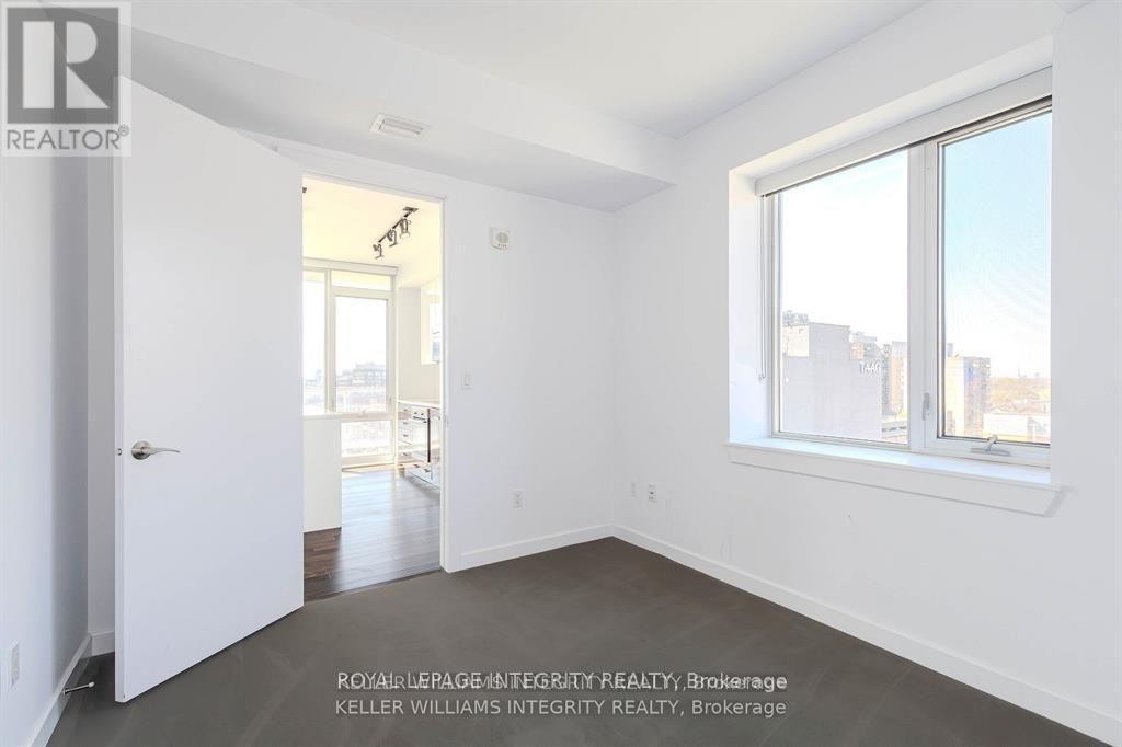 












809 - 300 LISGAR STREET

,
Ottawa,




Ontario
K2P0E2

