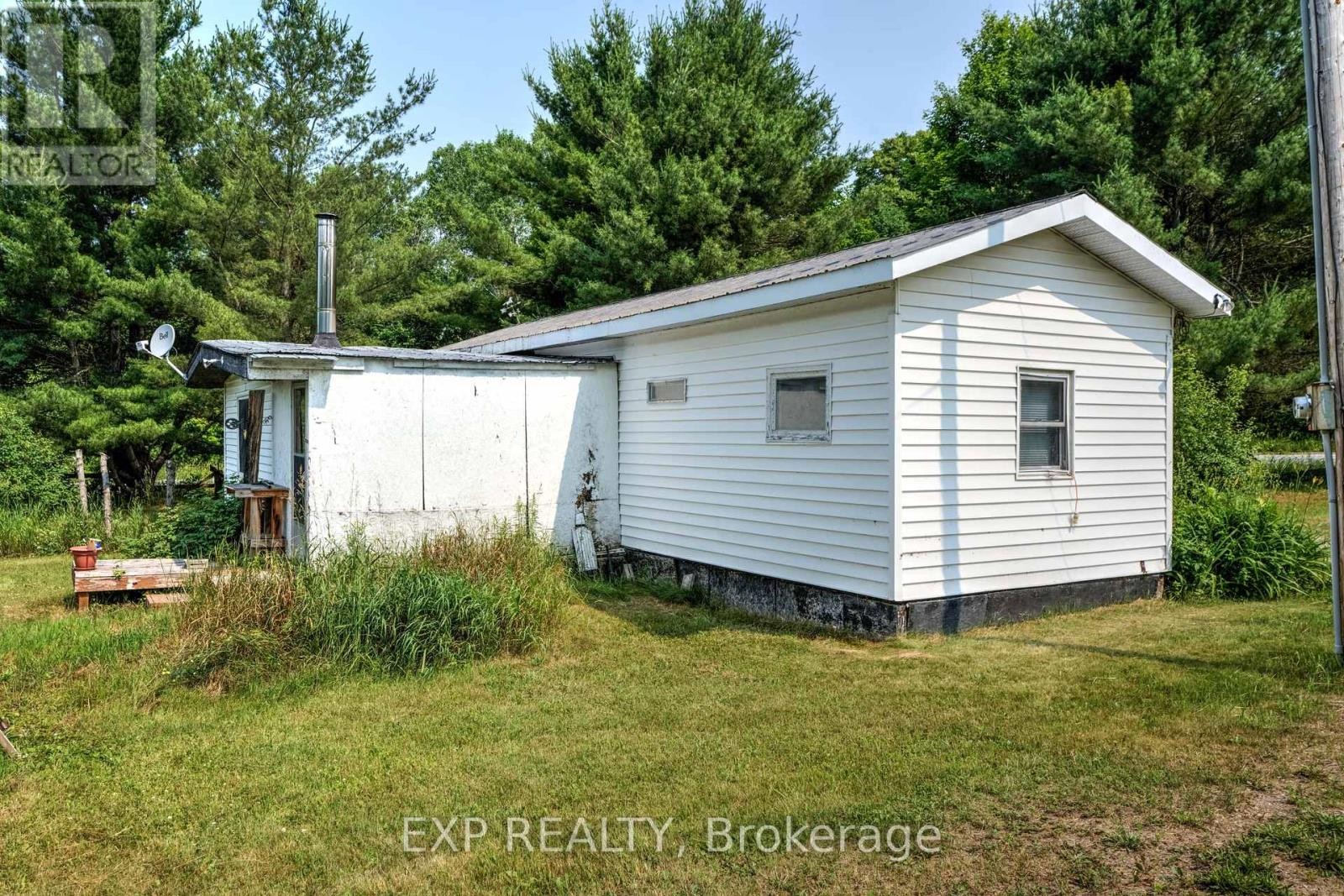 












1319 DALHOUSIE 5B CONCESSION

,
Lanark Highlands,




Ontario
K0G1K0

