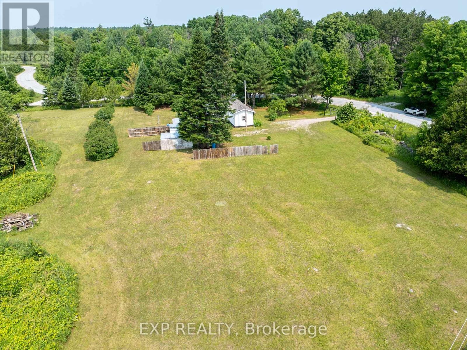












1319 DALHOUSIE 5B CONCESSION

,
Lanark Highlands,




Ontario
K0G1K0


