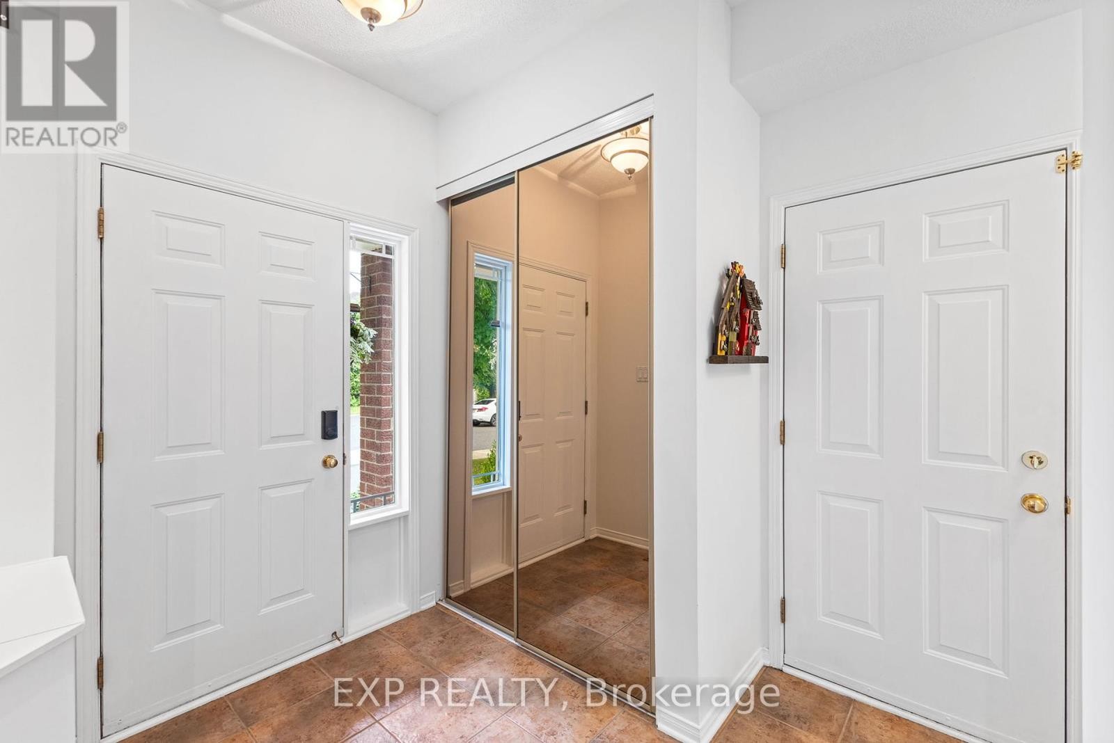 












54 HUNTCLIFF PLACE

,
Ottawa,




Ontario
K2G6Z9

