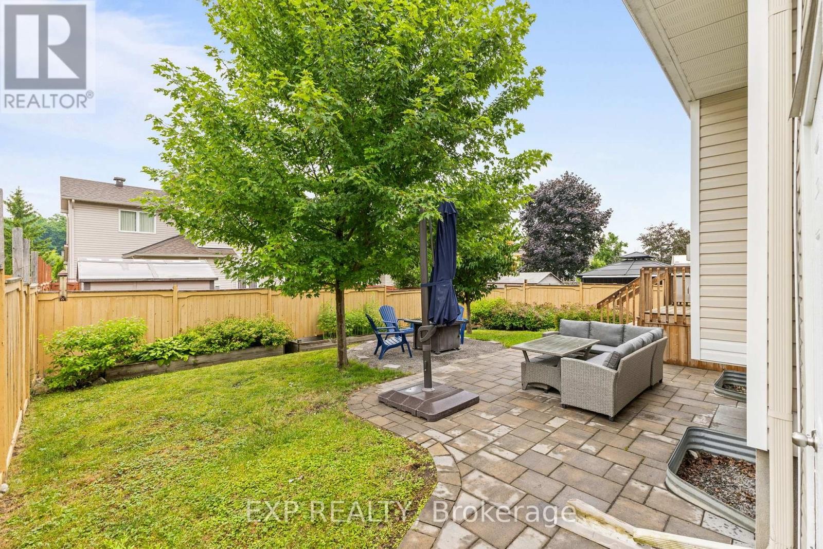 












54 HUNTCLIFF PLACE

,
Ottawa,




Ontario
K2G6Z9

