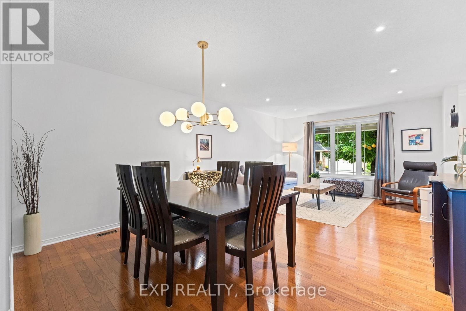 












54 HUNTCLIFF PLACE

,
Ottawa,




Ontario
K2G6Z9

