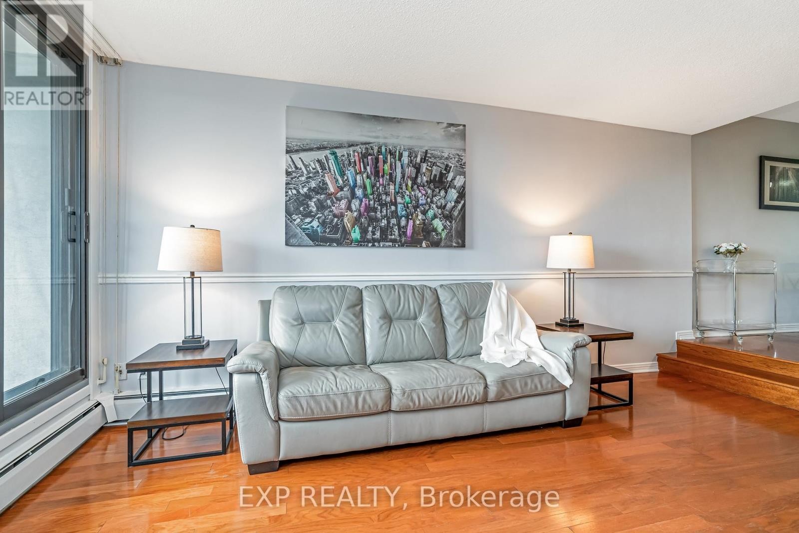 












101 - 415 GREENVIEW AVENUE

,
Ottawa,




Ontario
K2B8G5


