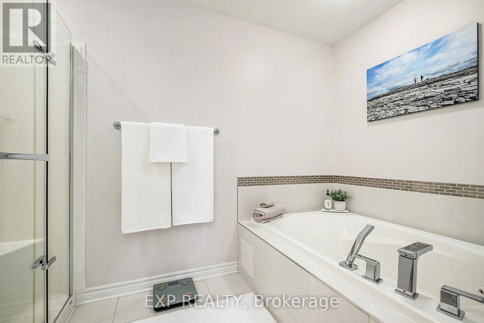 












511 EARNSCLIFFE GROVE

,
Ottawa,




Ontario
K4M0C9

