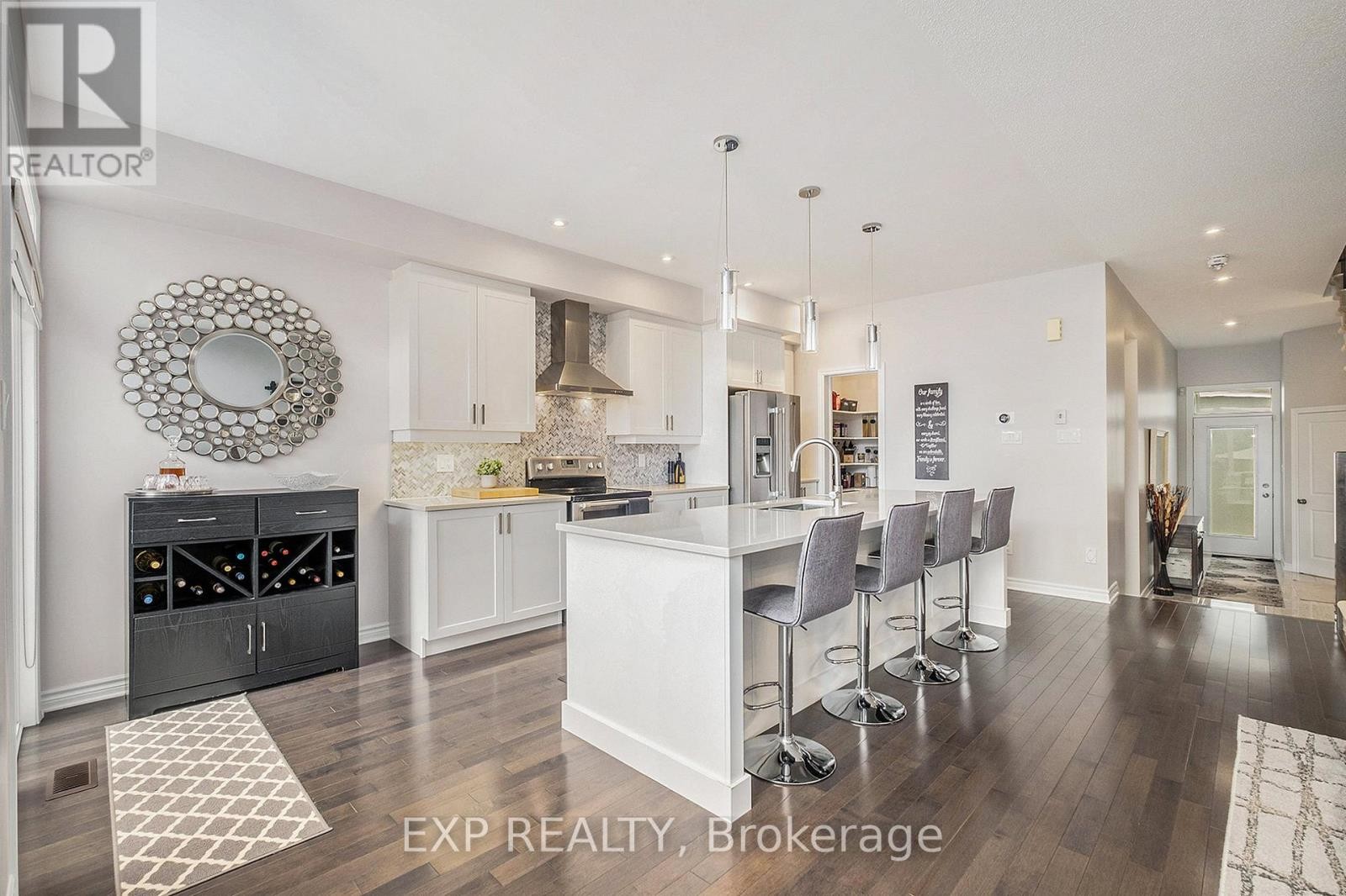 












511 EARNSCLIFFE GROVE

,
Ottawa,




Ontario
K4M0C9


