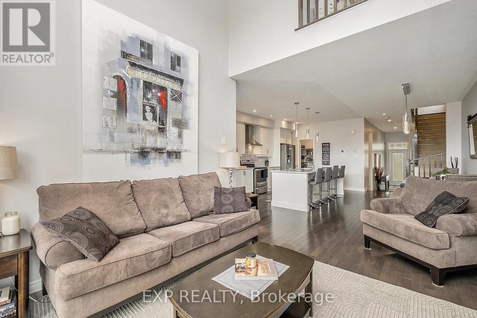 












511 EARNSCLIFFE GROVE

,
Ottawa,




Ontario
K4M0C9

