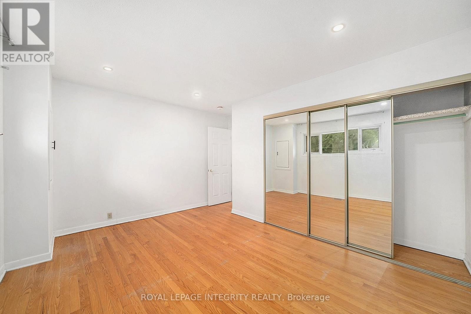












A - 58 WIGAN DRIVE

,
Ottawa,




Ontario
K2E6L1

