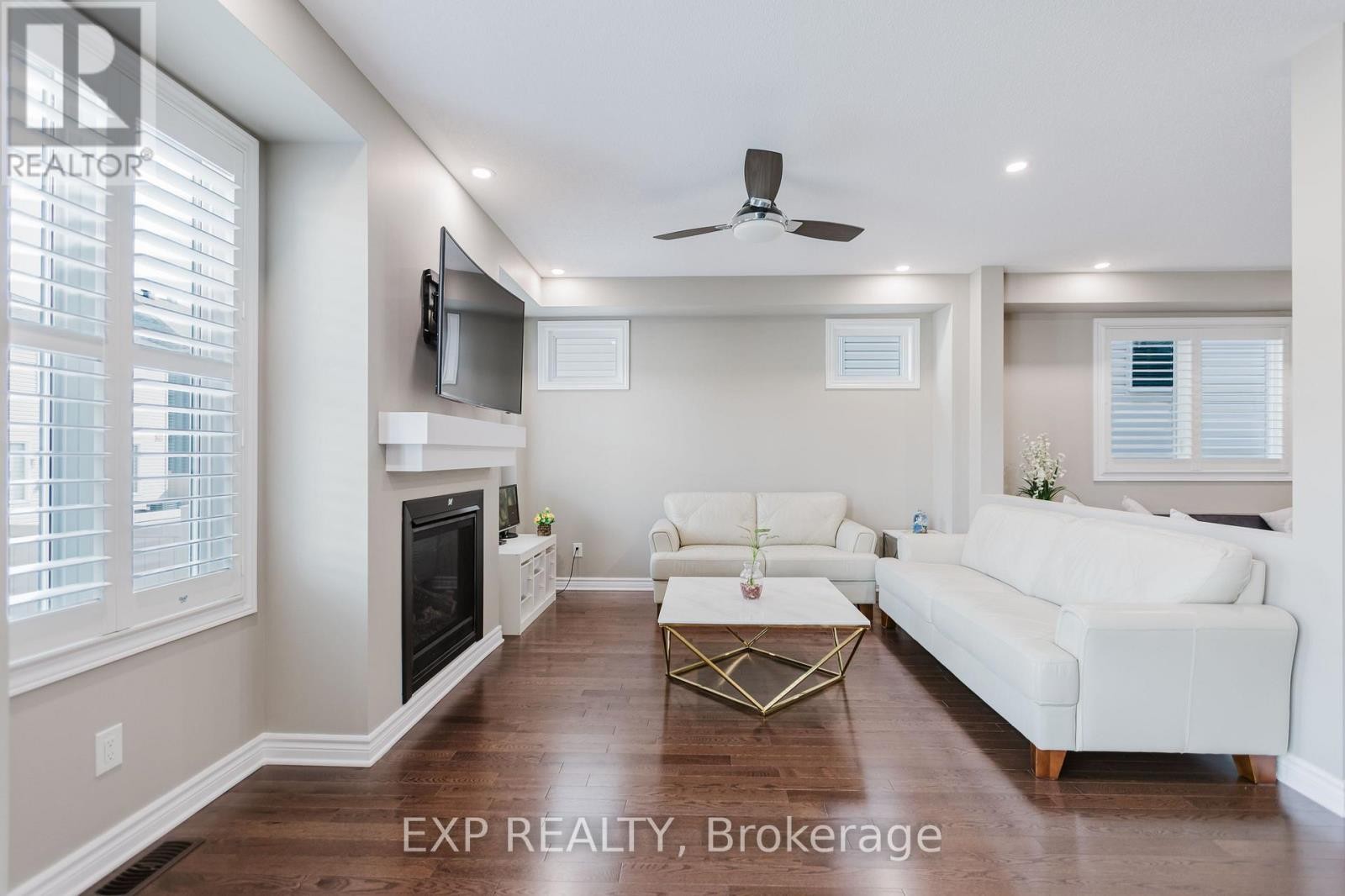 












39 CLONFADDA TERRACE

,
Ottawa,




Ontario
K2J6E9

