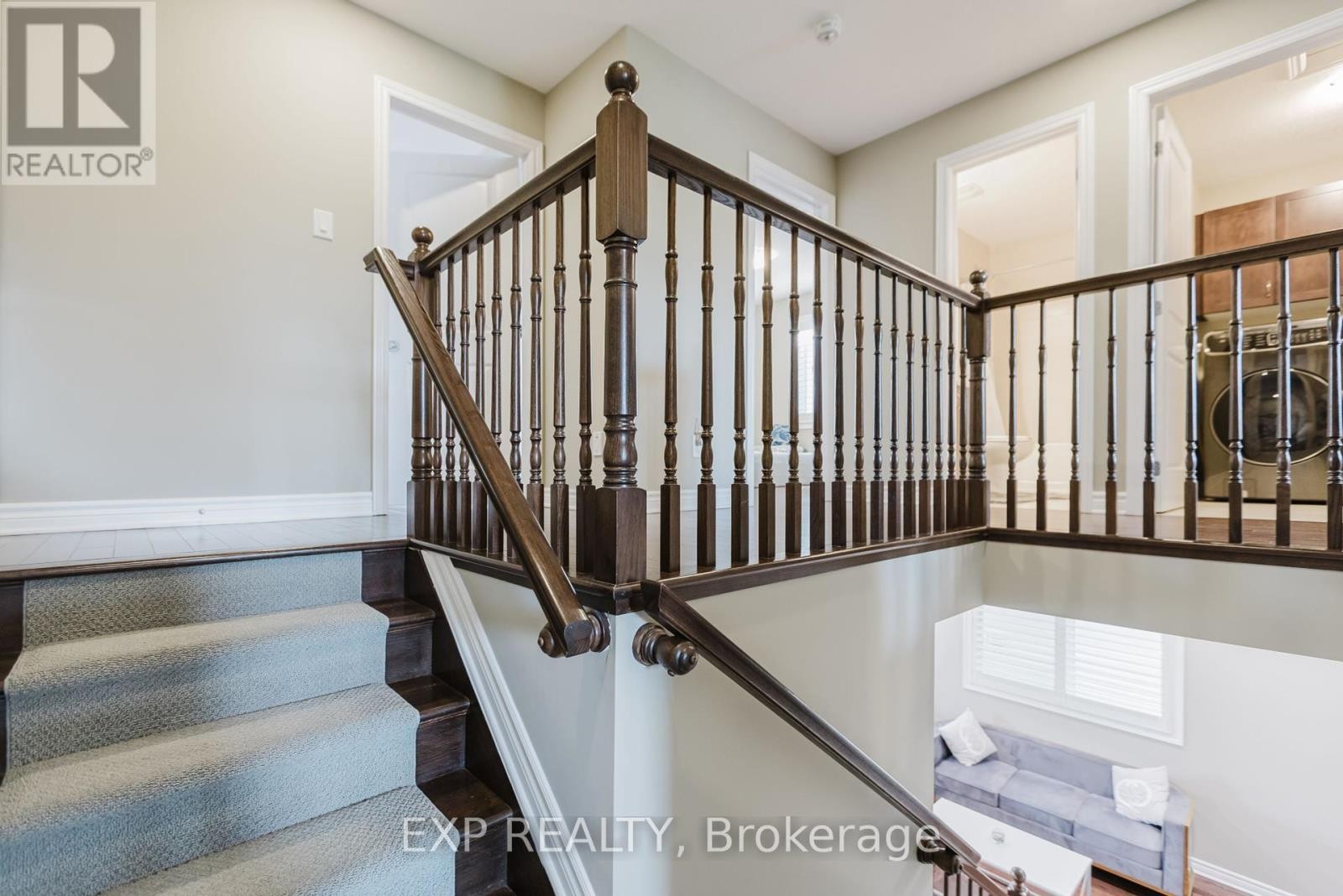












39 CLONFADDA TERRACE

,
Ottawa,




Ontario
K2J6E9

