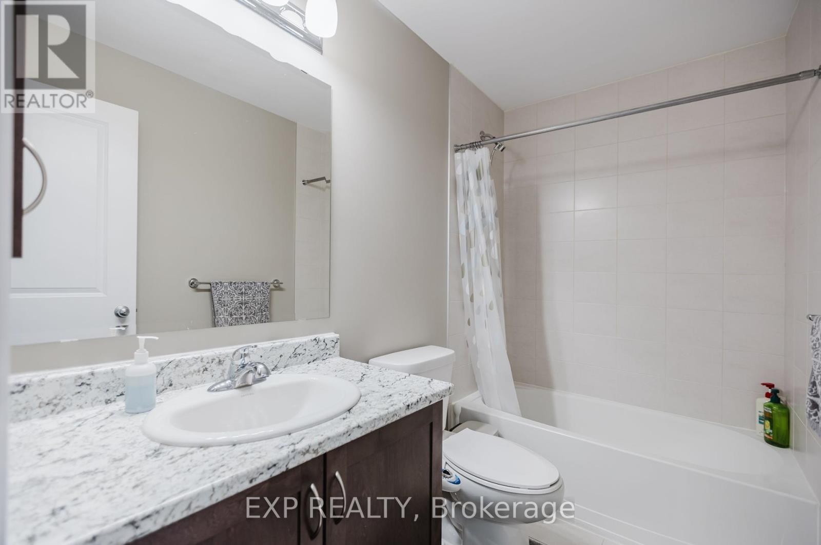 












39 CLONFADDA TERRACE

,
Ottawa,




Ontario
K2J6E9

