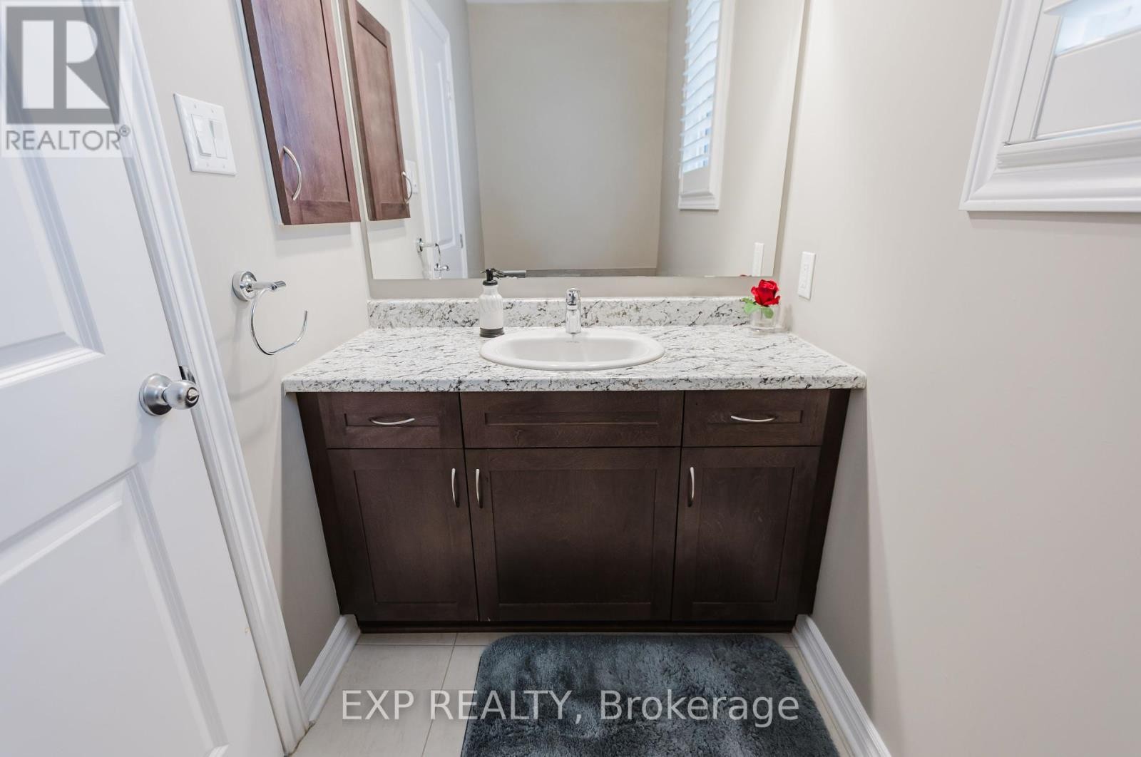 












39 CLONFADDA TERRACE

,
Ottawa,




Ontario
K2J6E9

